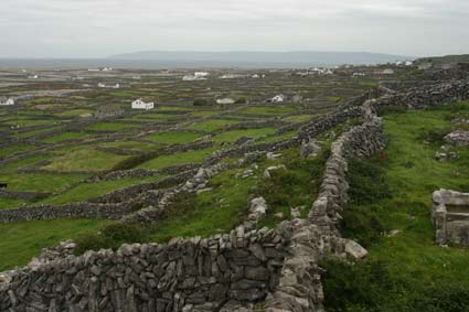 inis-mean-aran-islands-wild-atlantic-way